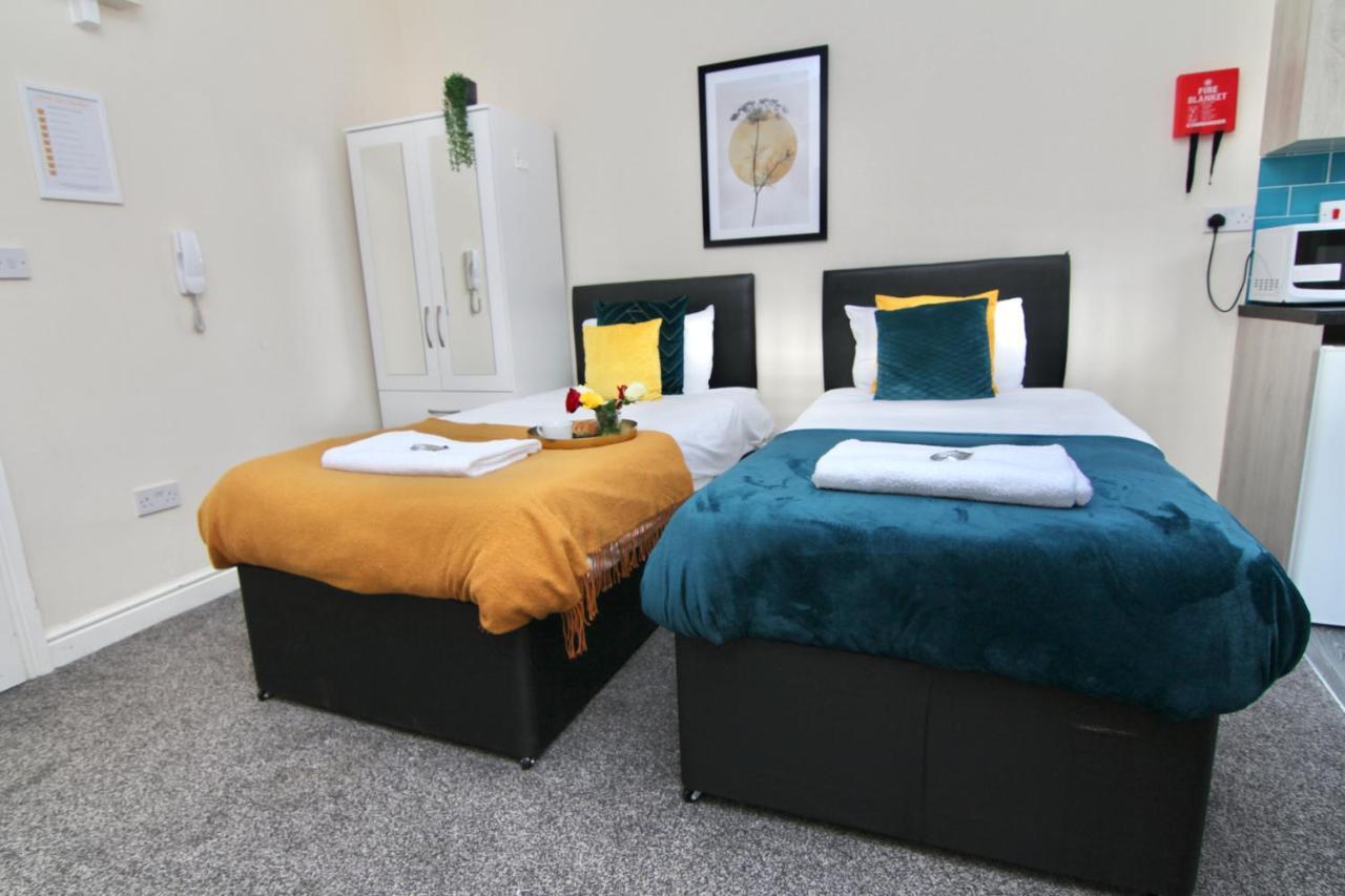 Twin Bed Near Train Station, Netflix, Wifi Coventry